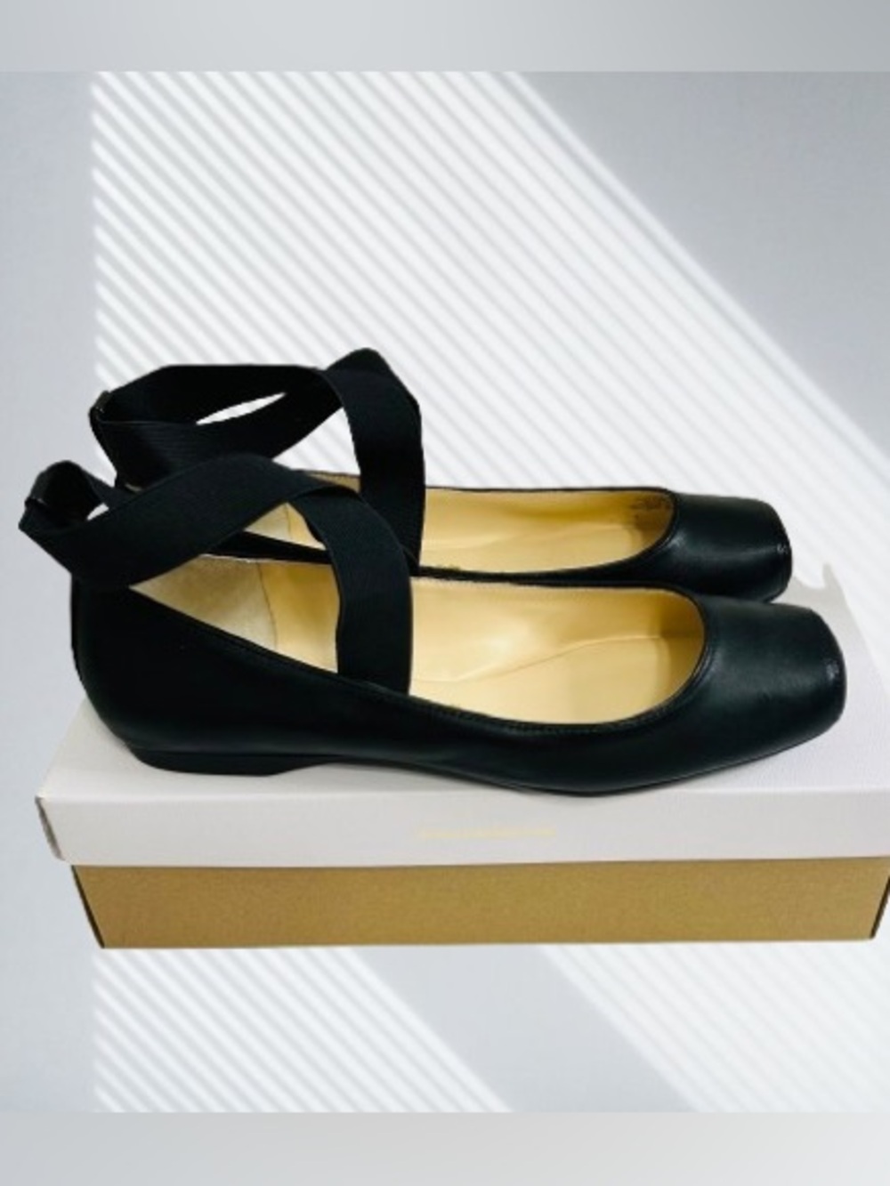 Jessica Simpson Women’s Mandalaye Elastic Criss-Cross Ankle Strap Ballet Flats - Picture 3 of 11